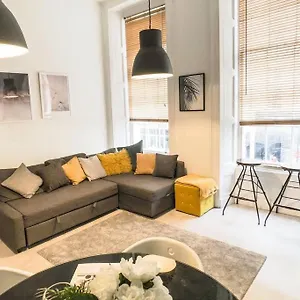 2 Bedroom Serviced Centre - Sleeps 6 , Newcastle upon Tyne United Kingdom