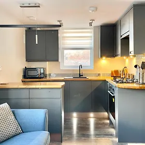  Holiday home The 1a Wenlock