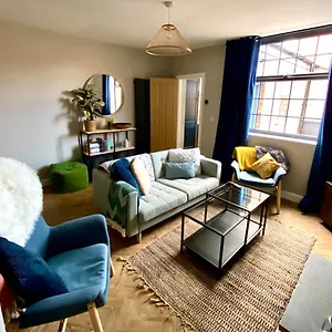  Holiday home The Hideaway -